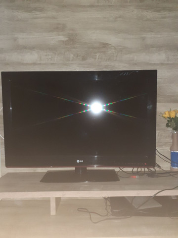 Tv LG 34 polegadas novinha - Foto 2