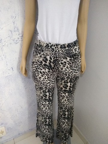 Calça flare da Handbook