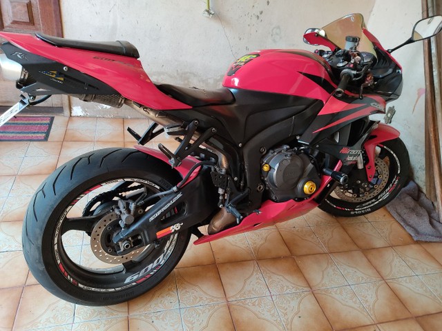 HONDA CBR 600 RR