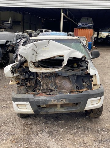 Sucata Chevrolet S10  2.8 4x4 Colina 2005 - Foto 2