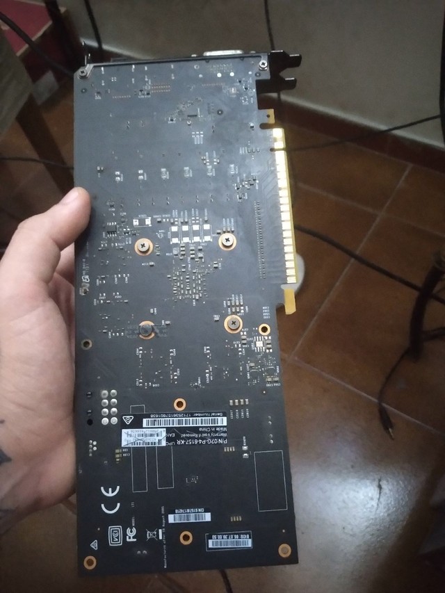 placa de video EVGA gtx 1050 ti