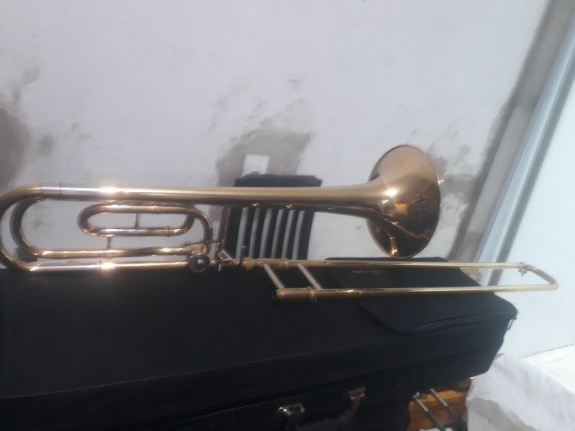 Trombone de vara com rotor marca Baldassare - Foto 2