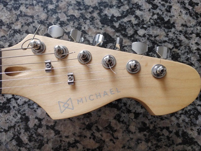 Guitarra Strato Michael MX-7 GM237N - Foto 4