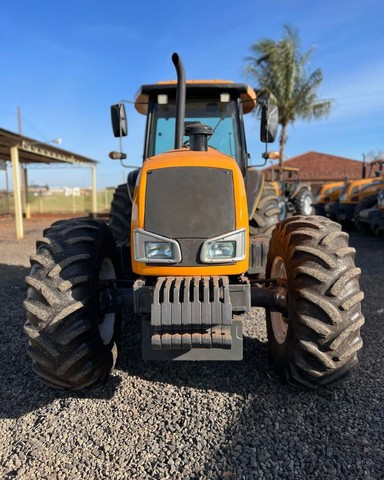 Trator  - Foto 2