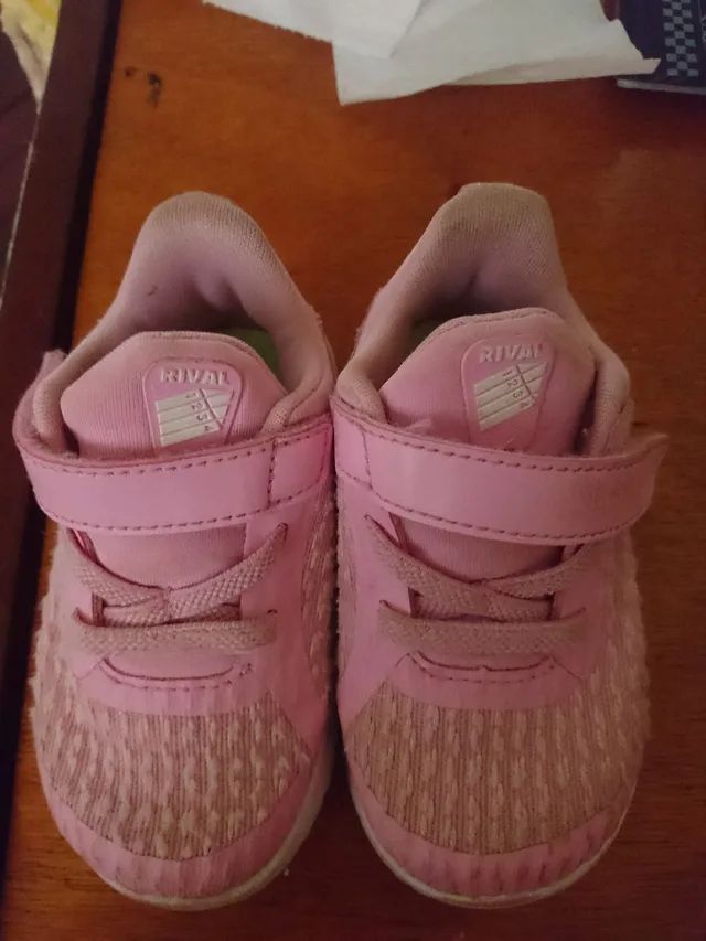 Tênis Nike rosa 