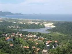 Excelente terreno em Cabo Frio no Condomínio Bosque do Peró - Foto 9