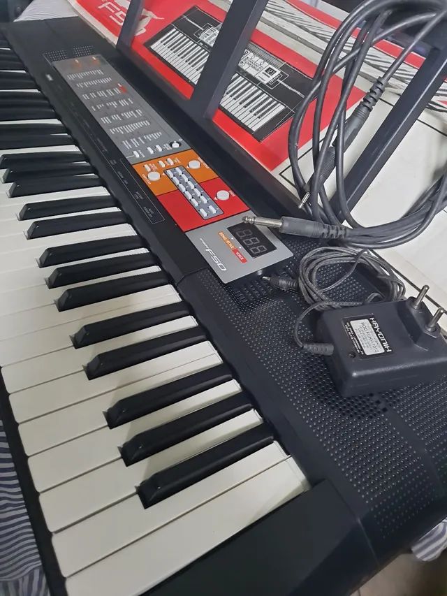 Teclado Musical Yamaha PSR-F50 - Foto 4
