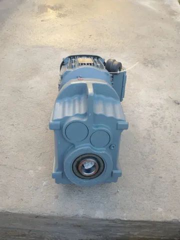 Motoredutor trifásico 3 cv redução 1/10 - Foto 4