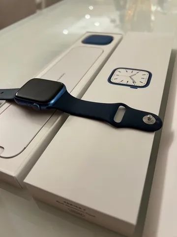 Apple Watch Series 7 (GPS, 45mm) - Caixa de alumínio azul - Pulseira  esportiva azul-abissal