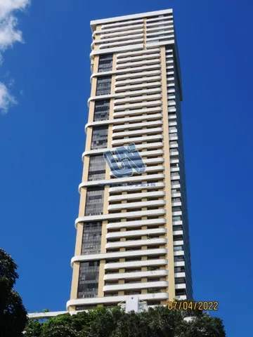 Mansão Wildberger 3 Suítes sendo 1 com closet ampliado 450m2 no Largo da Vitória