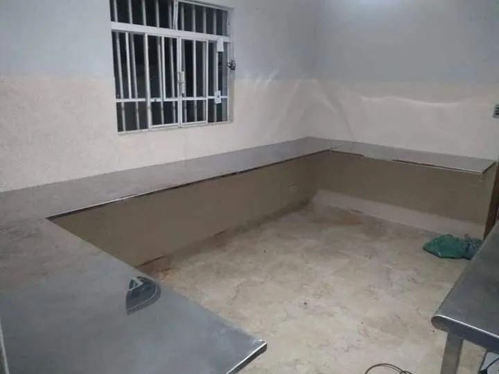 Bancada suspensa em inox  - Foto 3