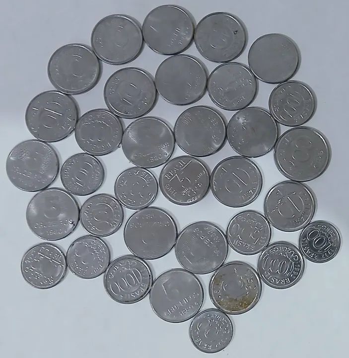 Lote com 34 moedas de cruzeiros aço inoxidável