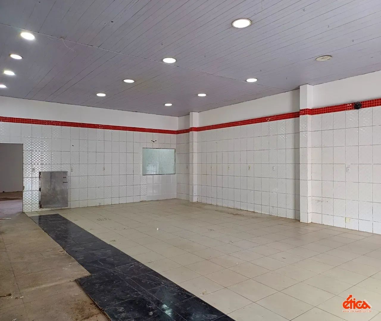 Loja ampla na Doca com salão de venda escritorio 02 salas depósito copa 02 banheiros -Cod - Foto 3