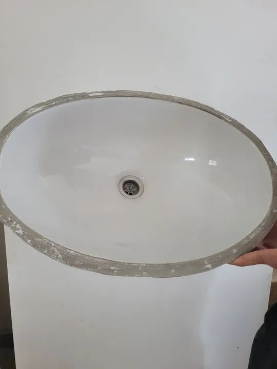 Cuba de cerâmica oval para banheiro com válvula