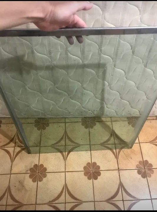 PORTA DE VIDRO VERDE SÓ 100 REAIS  - Foto 2