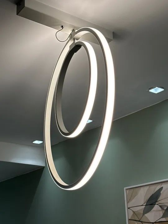 Lustre Moderno de Aço Inox com Design Circular - Foto 2