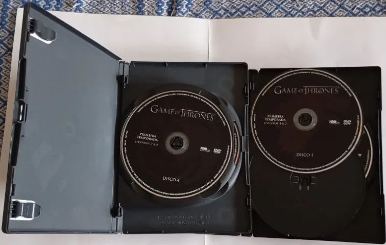 Box DVDs Game Of Thrones 1ª Temp. 2ª Temp. Lacrada - Foto 3