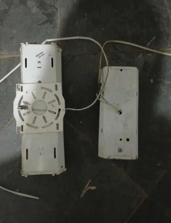 Par de luminária plástico  - Foto 2