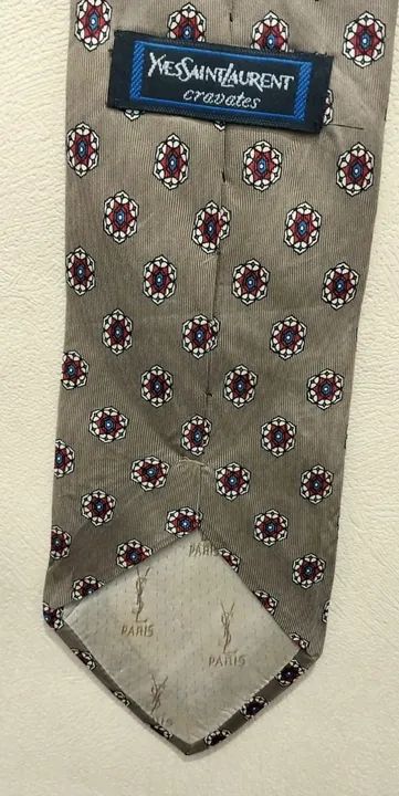 Gravata Vintage "Fait a Main" -em Seda  100%- Grife "YVES SAINT LAURENT"  - Foto 2