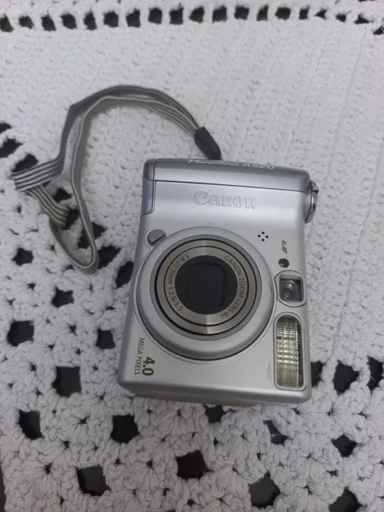 Camera digital CANON A 520 funcionando a pilha 