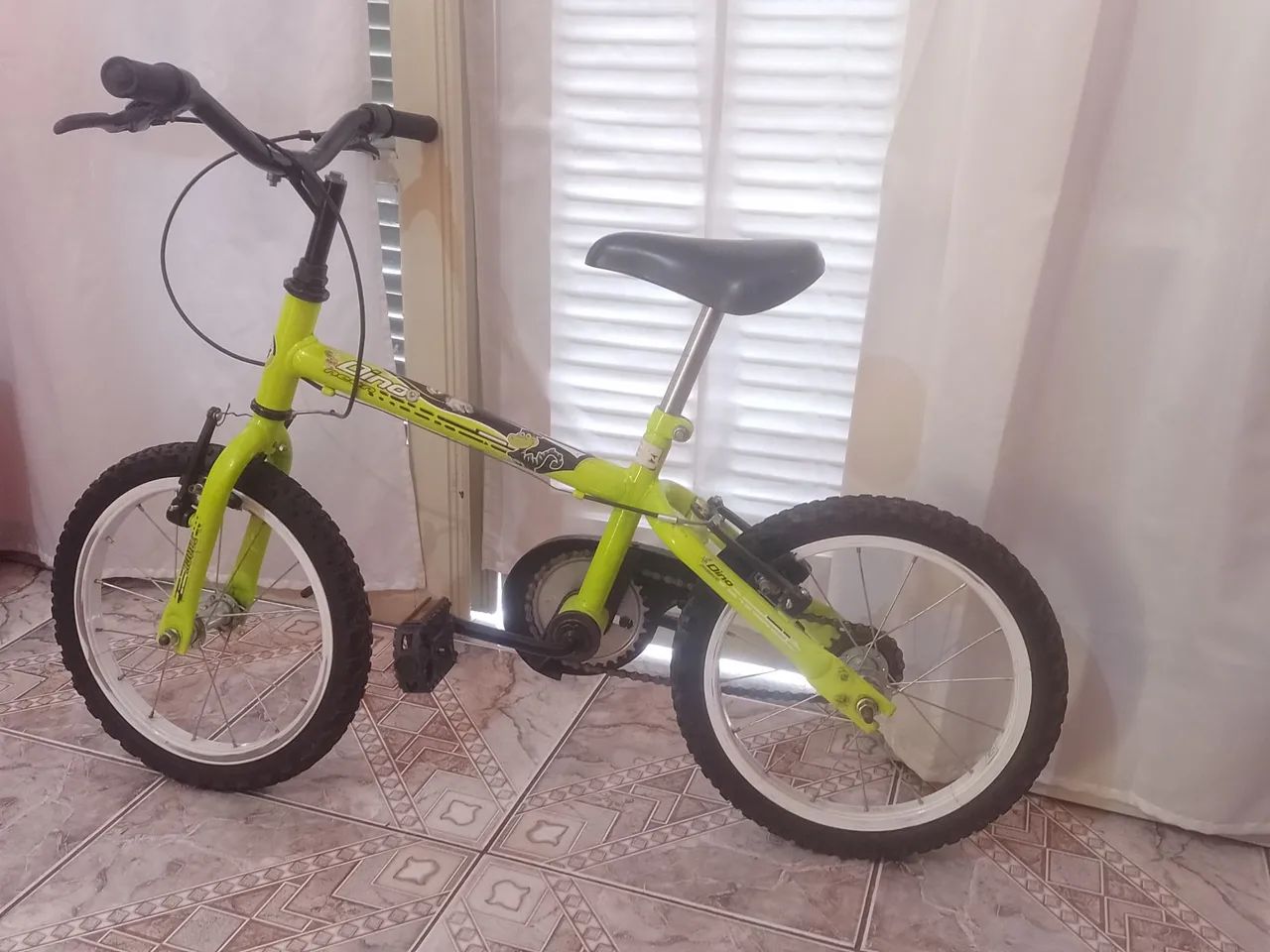 Bicicleta Infantil Aro 16 ......R$ 250