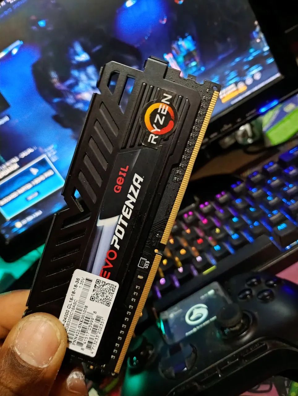 Memória RAM DDR464842093101697122