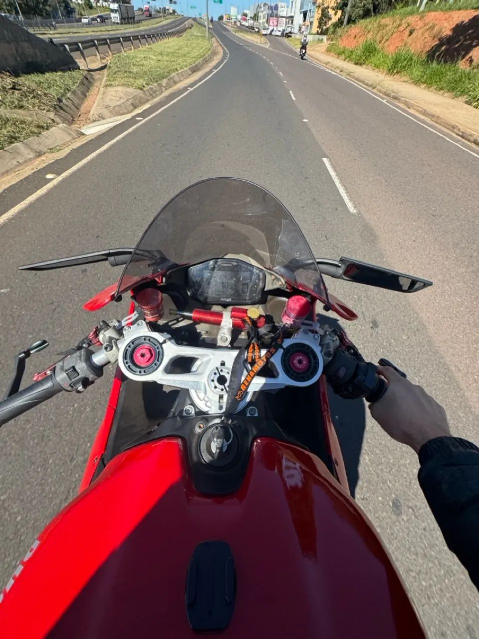 Dugati panigali 1.200 aceito carro - Foto 5