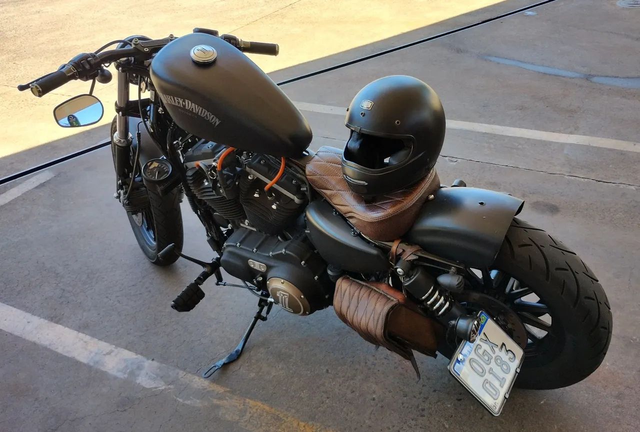 Harley Davidson XL 883R - Bobber