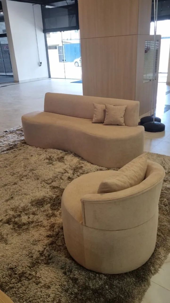 Jogo completo sendo sofá com 2m e poltronas orgânicas - Foto 5