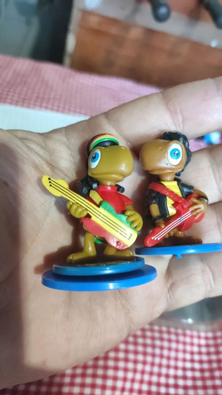 Bonecos Tortuguita colecionáveis anos 90 - Foto 2