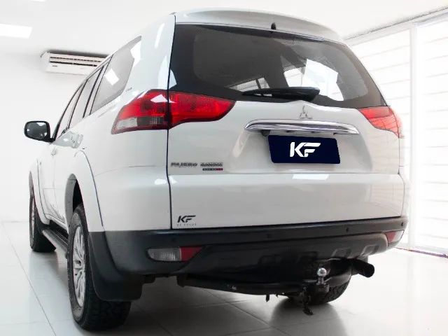 Mitsubishi Pajero Dakar 3.2 HPE 7 Lugares 2015 Branca Completa - Foto 3