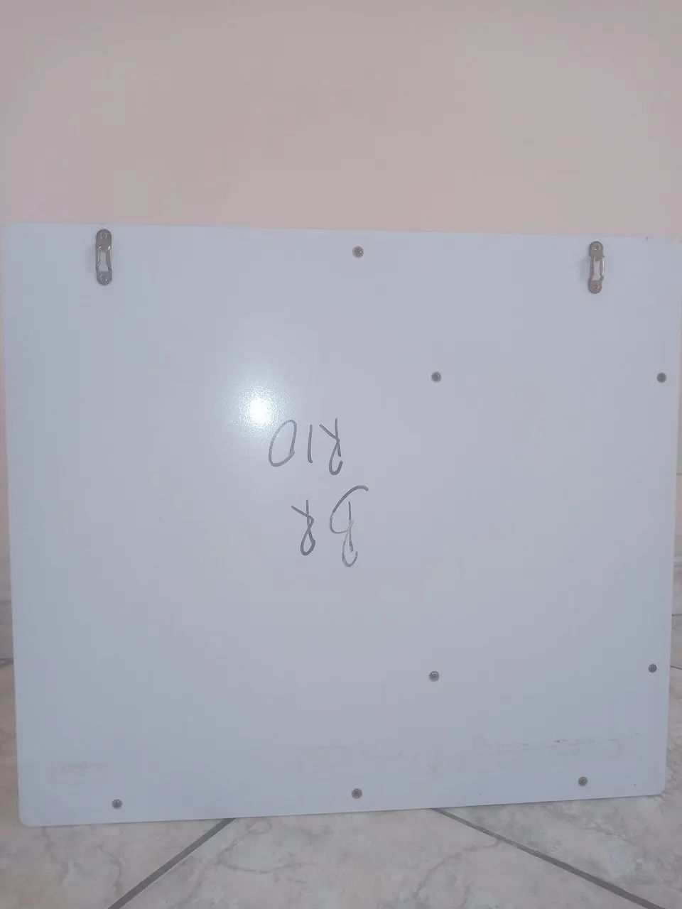 Vendo Armário de Banheiro com Espelho - Foto 3