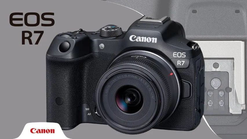 Camera Canon EOS R7 + RF-S18-45