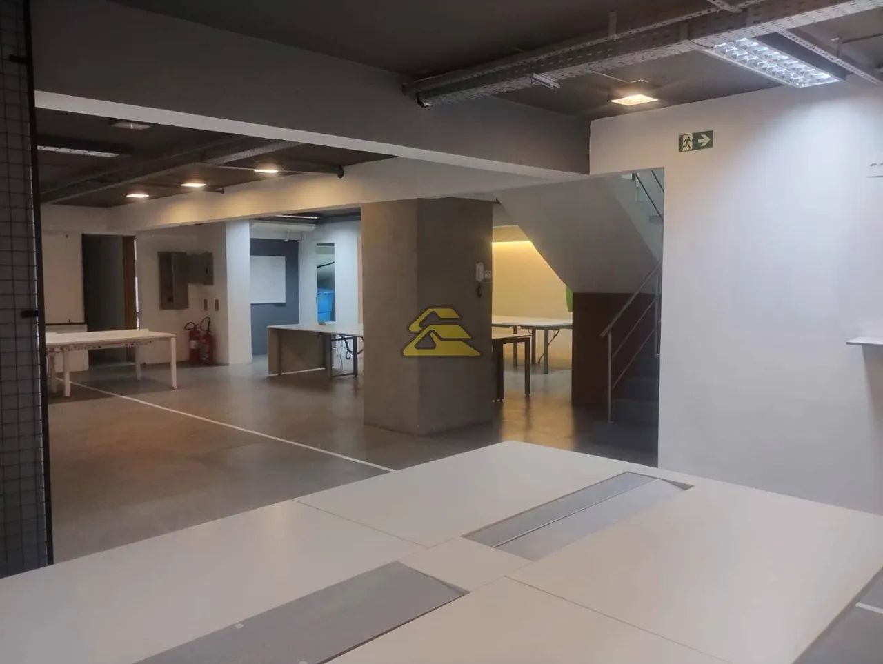 Loja espetacular com 600m² e 11 vagas de garagem, localizada no coração de Botafogo! - Foto 8