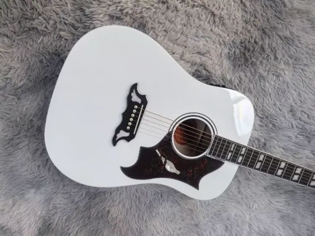 Violão Gibson Dove