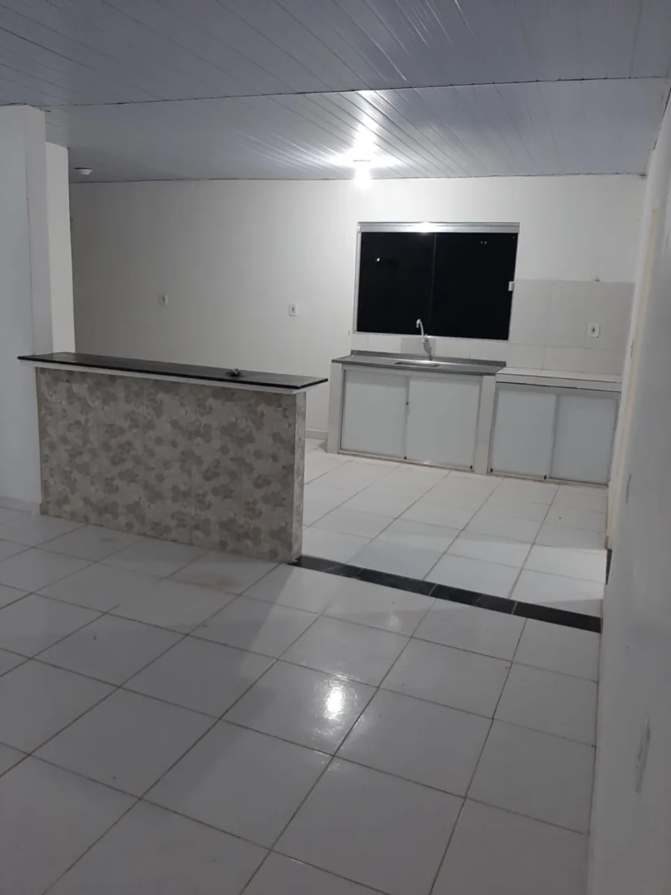 Aluga-se apartamento top no bairro do trem R$: 1.200,00.