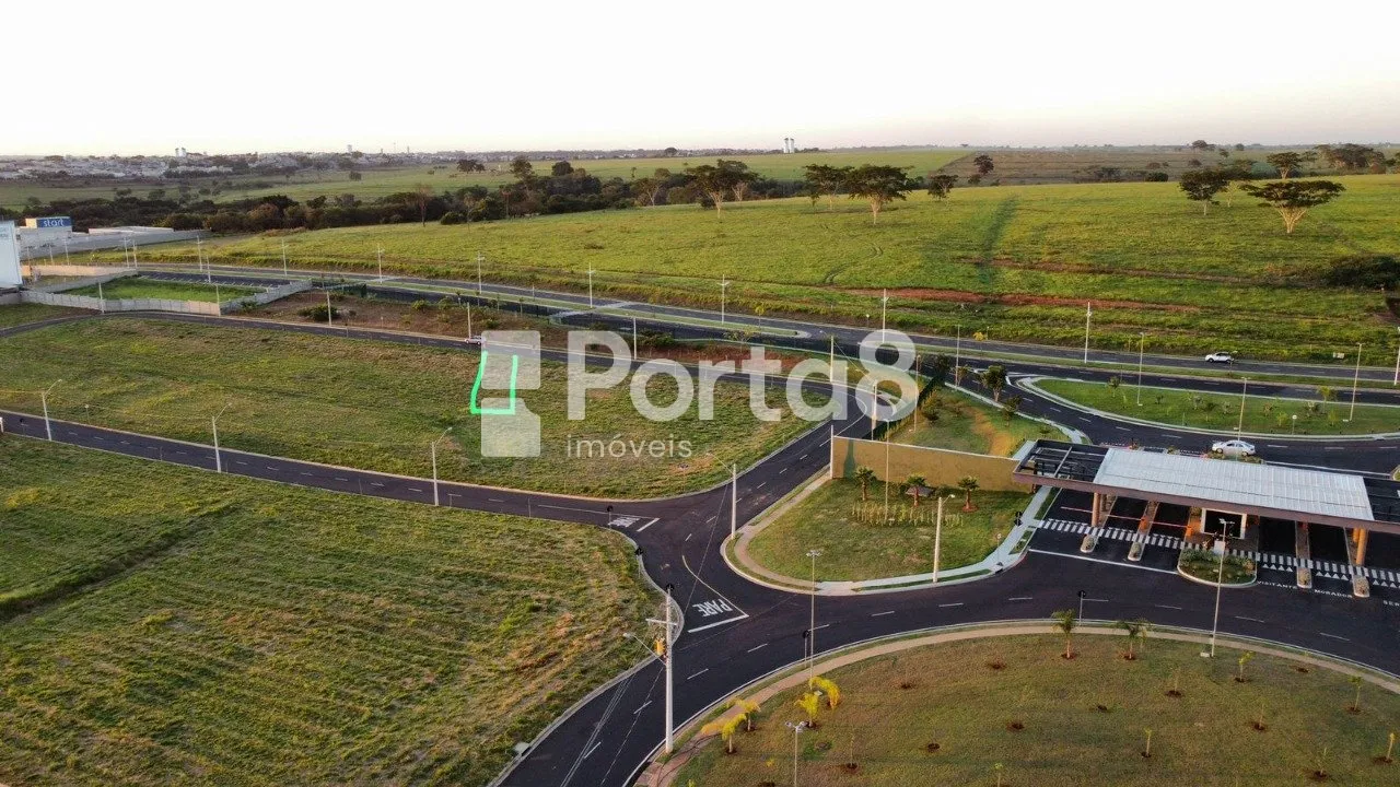 Terreno com 300m² à Venda no Quinta do Lago 2 - Localização Privilegiada Próxima à BR-153.