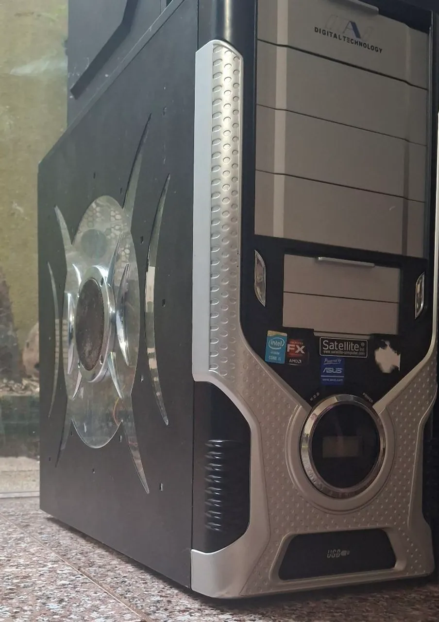 Computador PC Gamer Satellite ASUS AMD FX