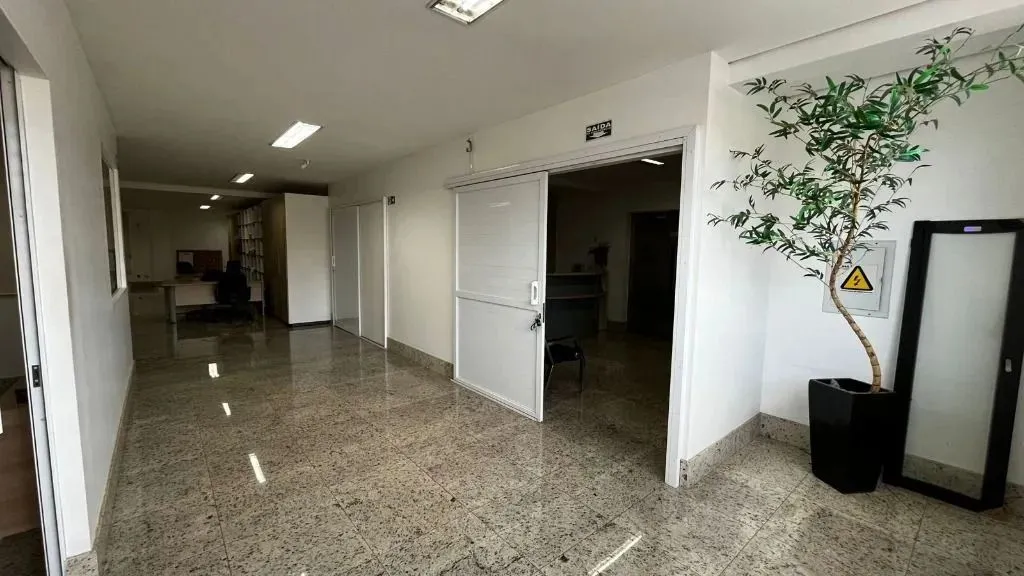 Loja Comercial de 160 m² para alugar por R$ 6.500/mensais no Jardim Europa - Goiânia