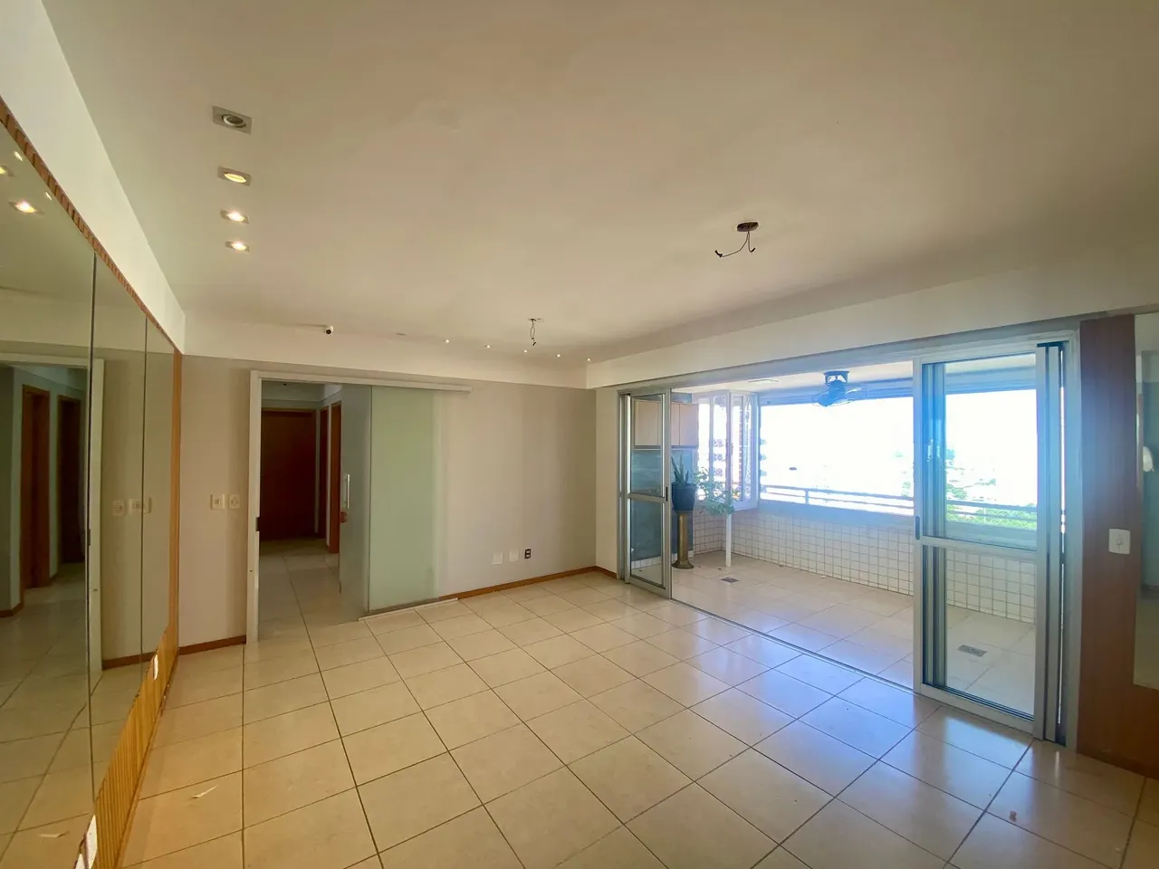 Apartamento à Venda no Jardim das Américas Condomínio Cora Coralina.
