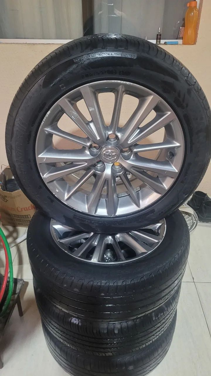 Original Corolla 16-inch Wheel Set64529921557505120