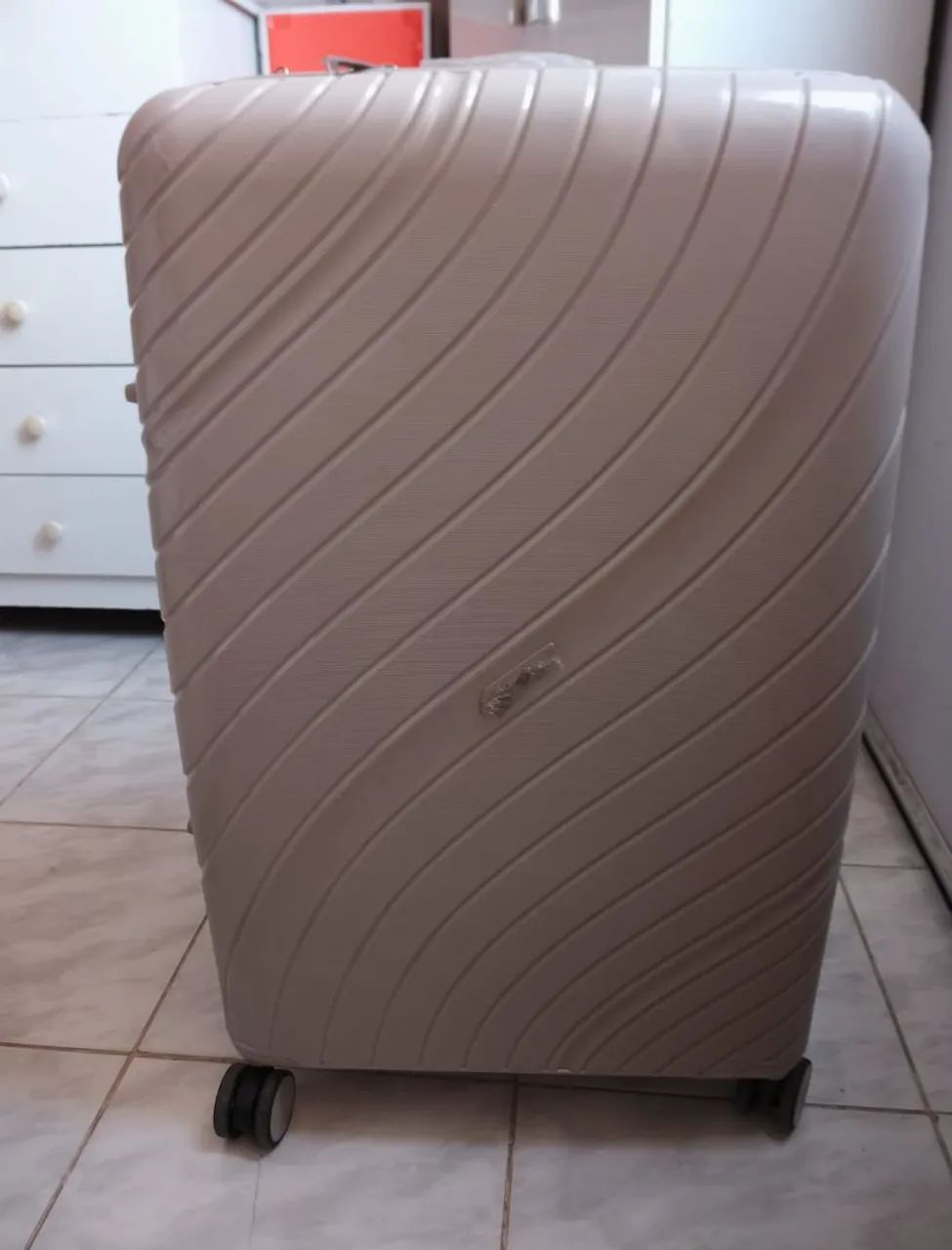Vendo mala para até 36 kg expansível nova 75x50x30 - Foto 5