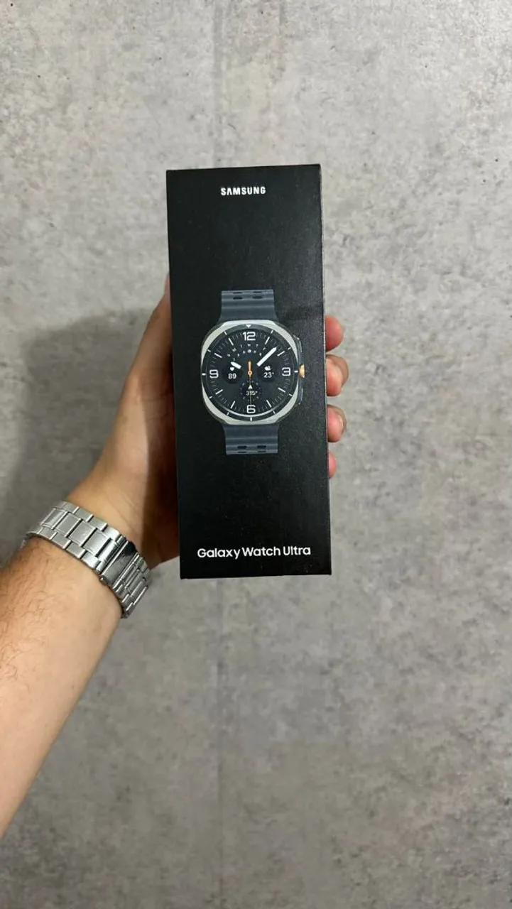 Samsung Galaxy Watch Ultra Smartwatch 47mm LTE, Galaxy AI, Titânio Aeroespacial