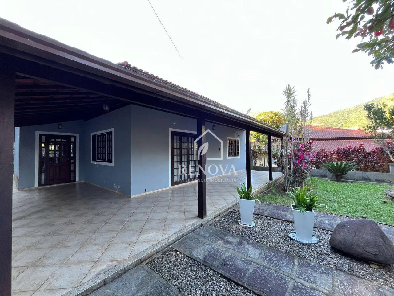 Casa com 2 dormitórios à venda, 205 m² por R$ 695.000,00 - Caneca Fina - Guapimirim/RJ