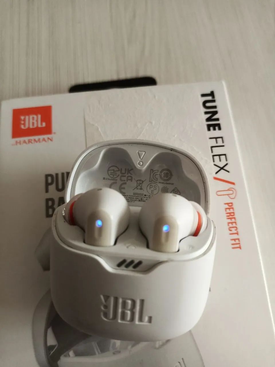 JBL TUNE FLEX - BRANCO - Foto 2