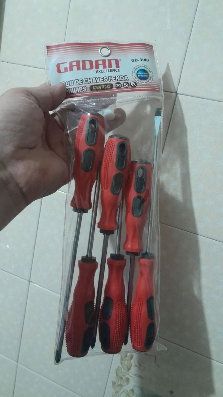 JOGO DE CHAVE DE FENDA/PHILLIPS (6 PEÇAS) 