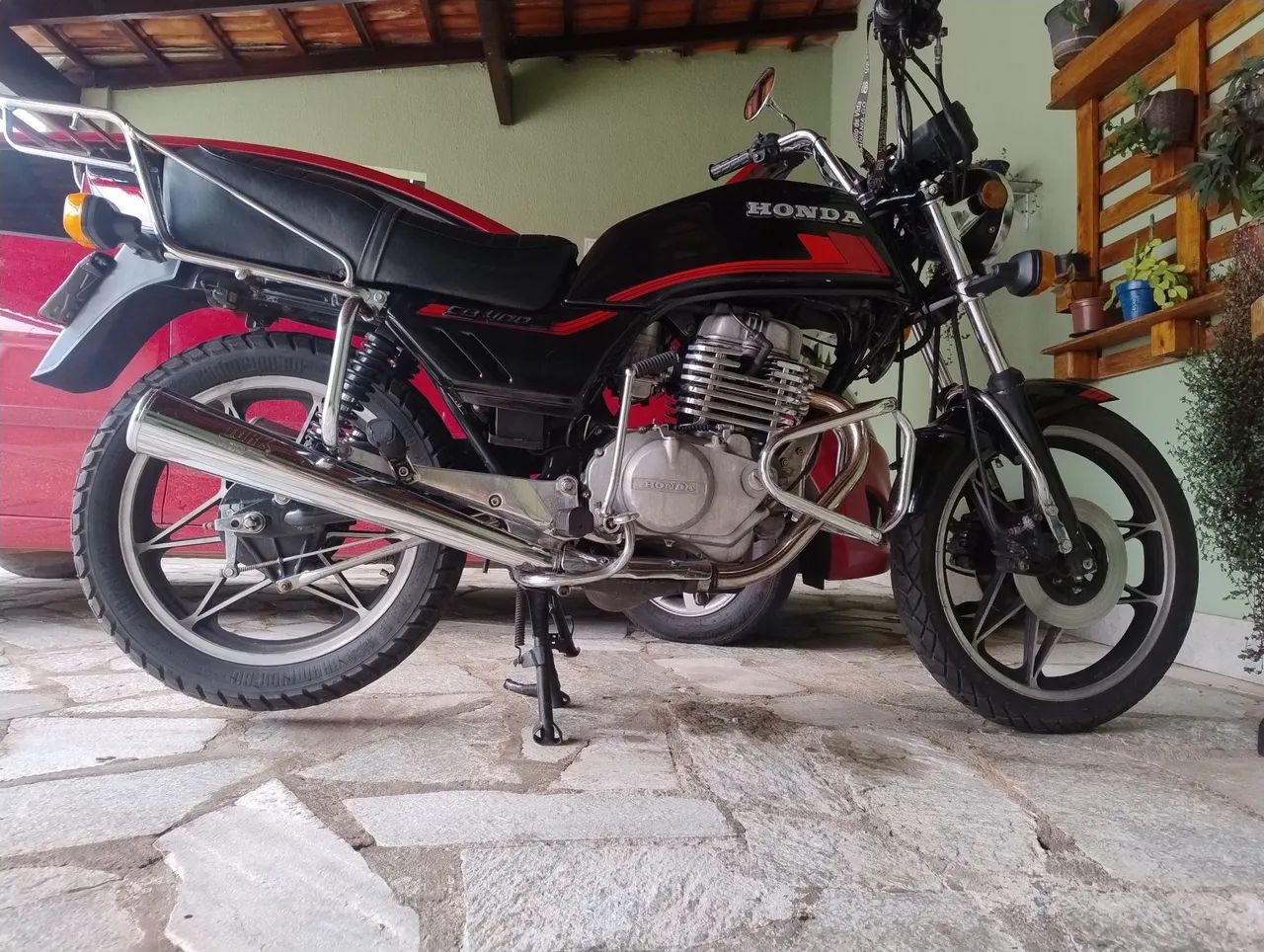 Honda CB 400 II - Ano 1983 | Clássica, Conservada e Pronta para Rodar - Foto 4