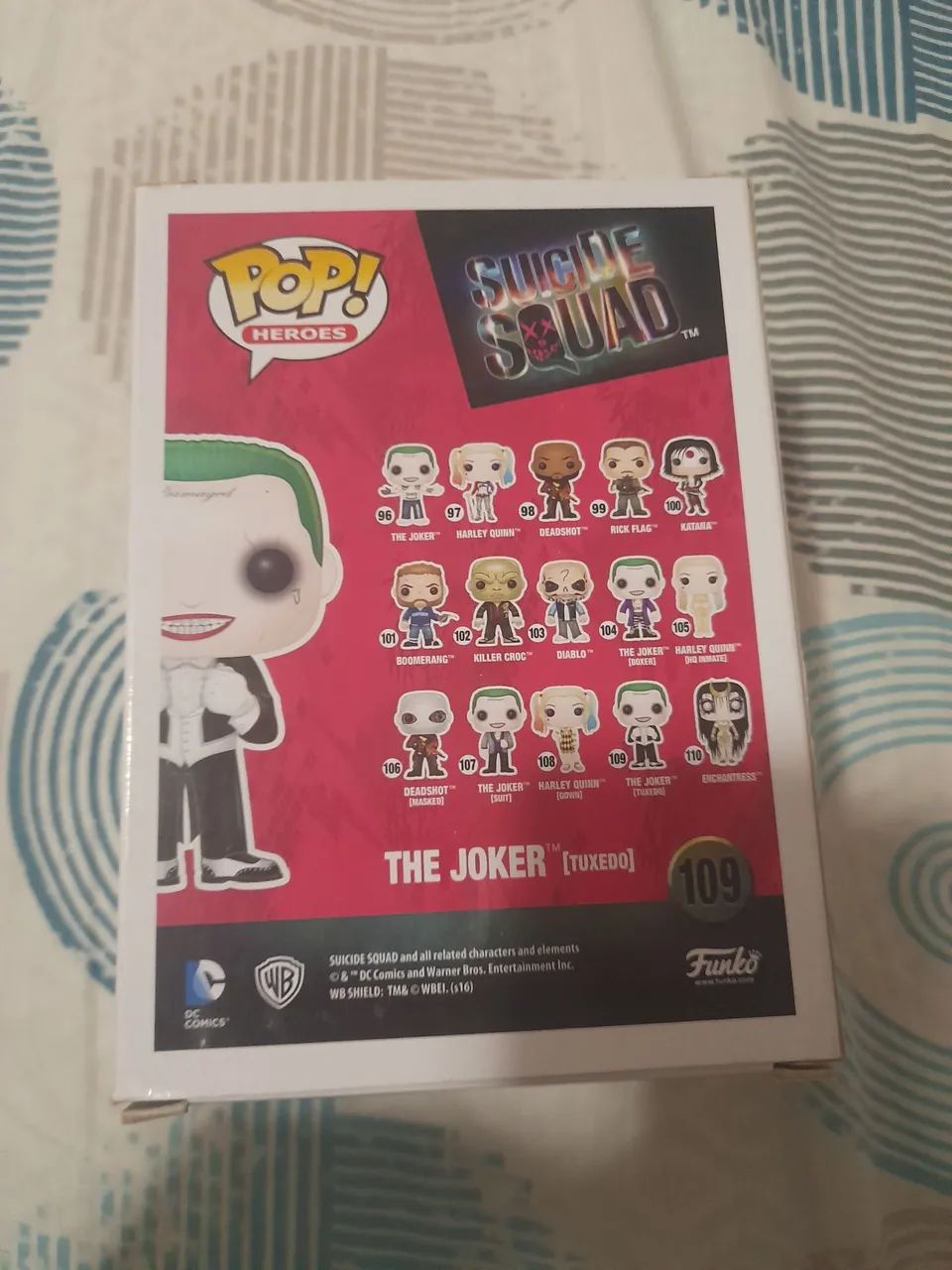 Funko Pop! The Joker (Tuxedo) - Suicide Squad - Foto 3