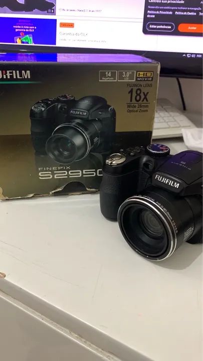 Câmera Fujifilm FinePix S2950