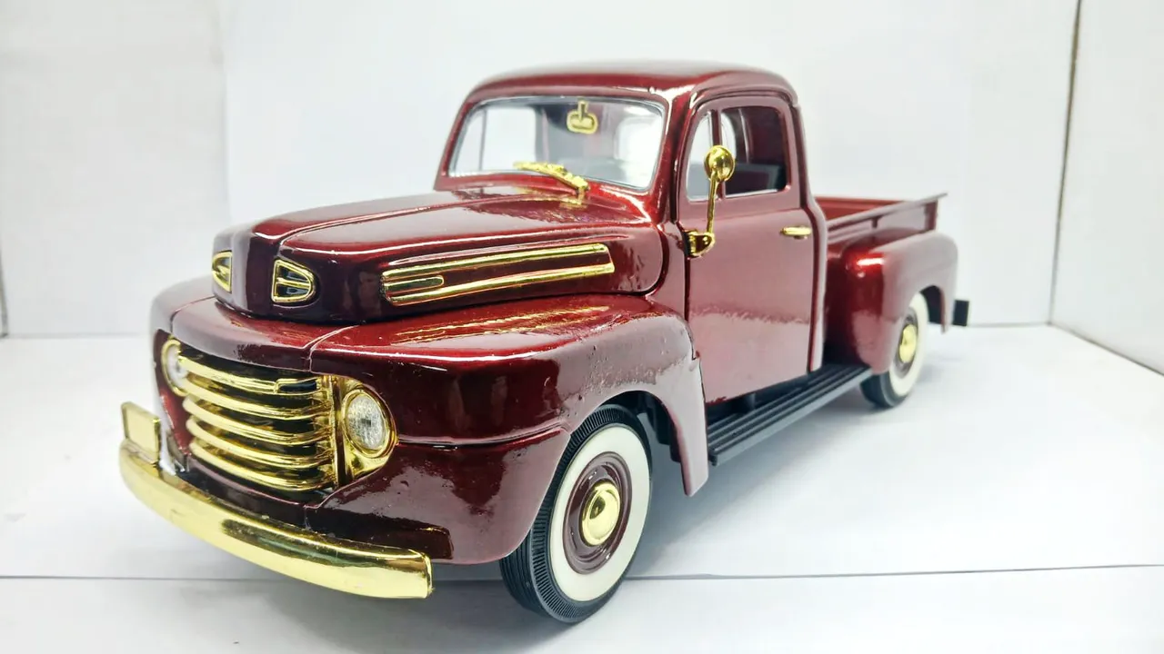 BMW 750LI 1/18 Paragon. - Hobbies e coleções - Maracananzinho